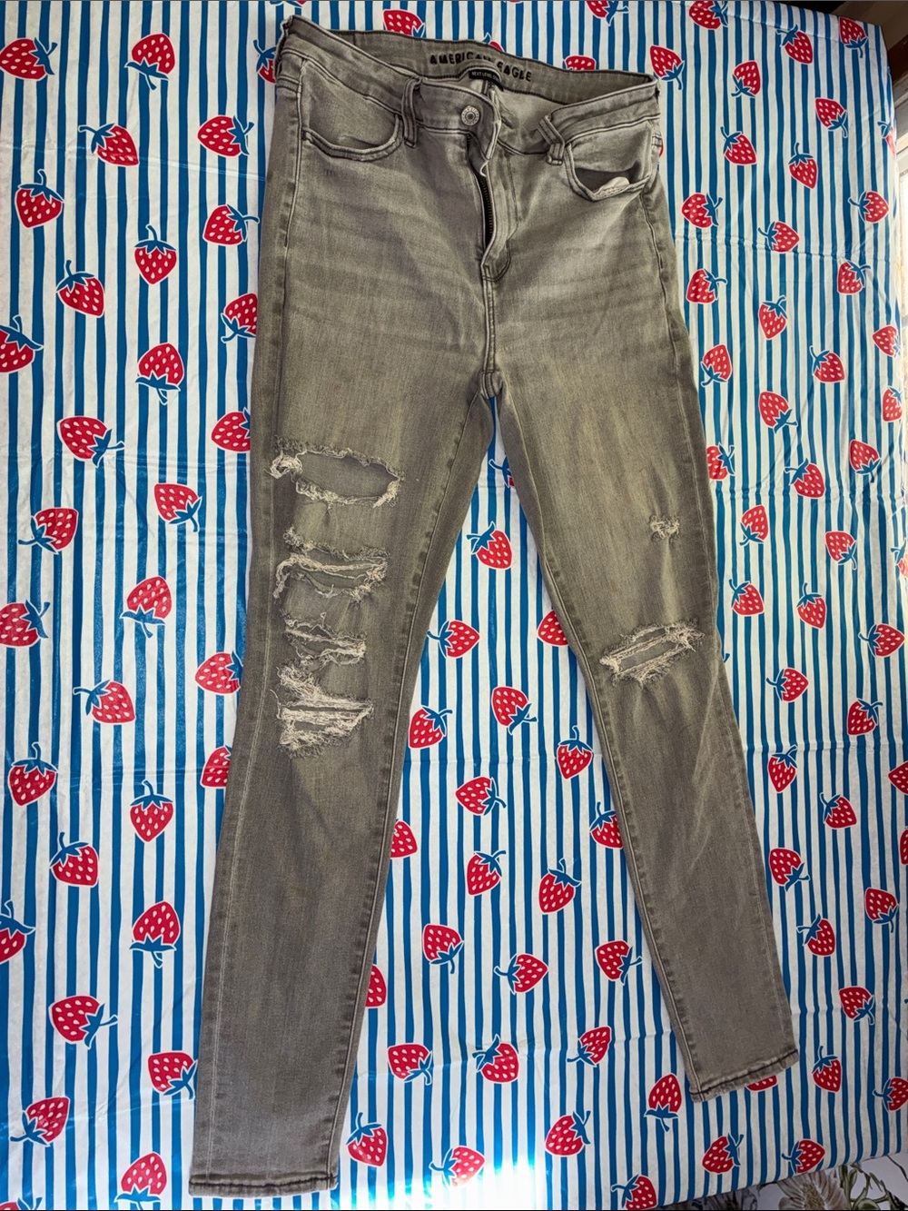 American Eagle Outfitters Gray Ripped High-Rise Skinny Jeans